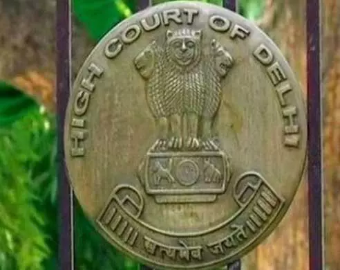 दिल्ली HC ने डीयू के पक्ष में फैसला सुनाया, पीएम मोदी की डिग्री पर सीआईसी के निर्देश को किया खारिज दिल्ली HC ने डीयू के पक्ष में फैसला सुनाया, पीएम मोदी की डिग्री पर सीआईसी के निर्देश को किया खारिज