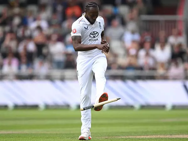 मैं जो भी गेंद डालता हूँ, वह उसी की तैयारी है: England के आर्चर को एशेज तक चोट से मुक्त रहने की उम्मीद मैं जो भी गेंद डालता हूँ, वह उसी की तैयारी है: England के आर्चर को एशेज तक चोट से मुक्त रहने की उम्मीद