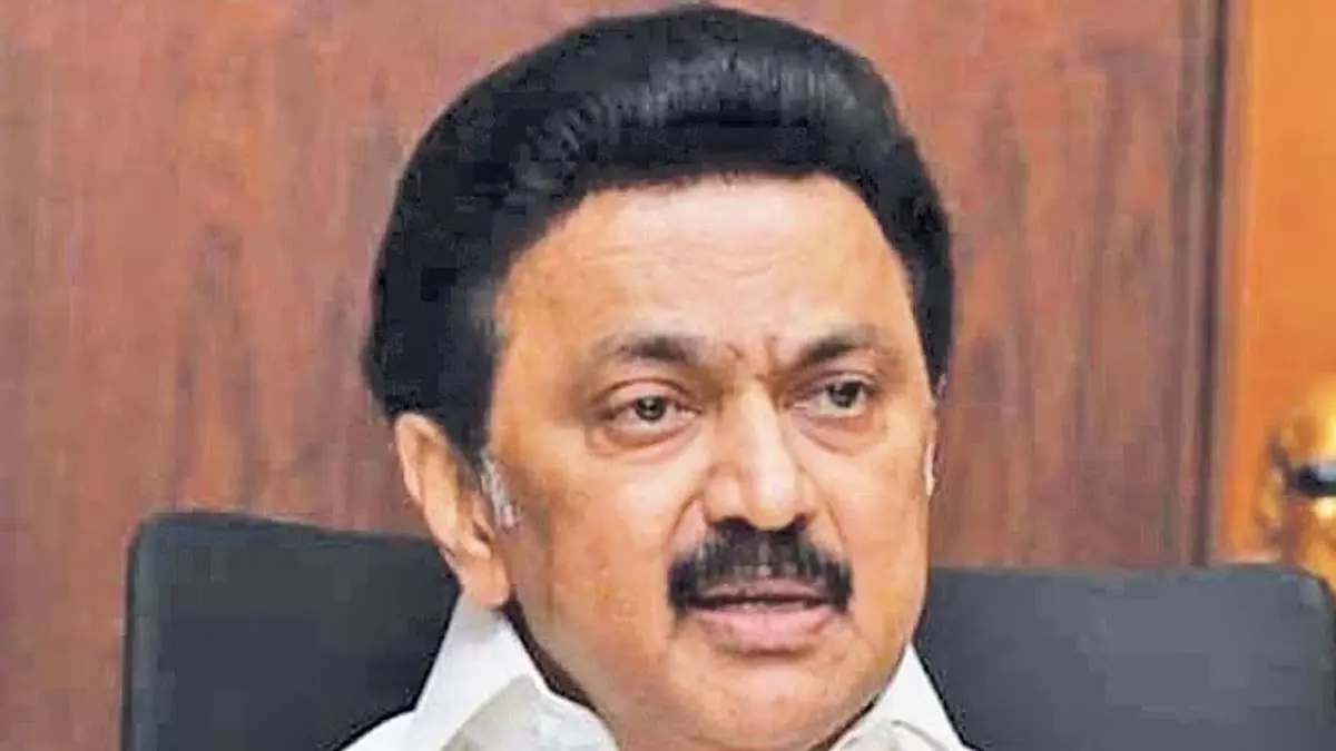 Tamil Nadu ने संविधान में आमूलचूल परिवर्तन पर 234 प्रश्न रखे Tamil Nadu ने संविधान में आमूलचूल परिवर्तन पर 234 प्रश्न रखे