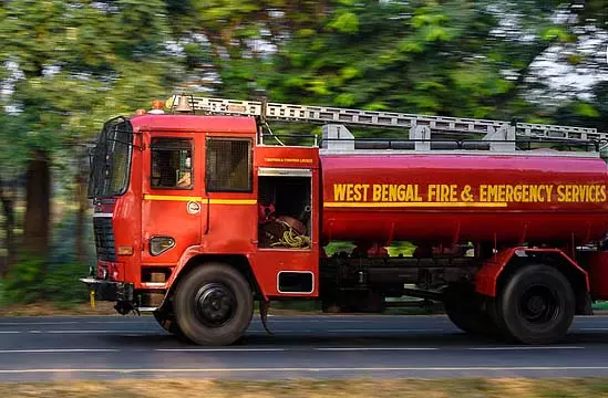 Howrah ग्रामीण में दो अग्निशमन केंद्र बनेंगे: राज्य मंत्री Howrah ग्रामीण में दो अग्निशमन केंद्र बनेंगे: राज्य मंत्री