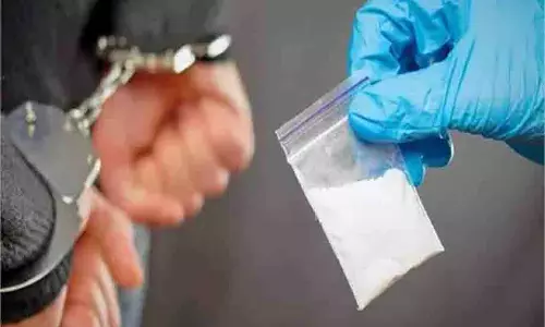 Jalandhar: कार में नशा सप्लाई करने जा रहे 2 दोस्त गिरफ्तार Jalandhar: कार में नशा सप्लाई करने जा रहे 2 दोस्त गिरफ्तार