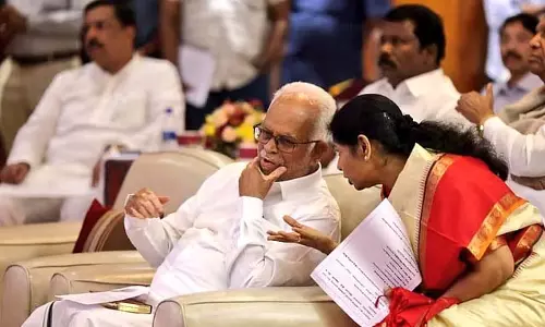 डीएमके सांसदों को निश्चित रूप से सुदर्शन रेड्डी को वोट देना चाहिए: Kanimozhi डीएमके सांसदों को निश्चित रूप से सुदर्शन रेड्डी को वोट देना चाहिए: Kanimozhi