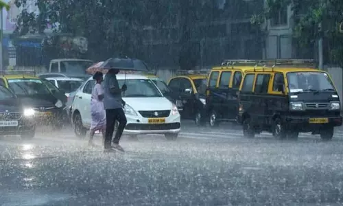 Mumbai : शहर में फिर से बारिश की संभावना Mumbai : शहर में फिर से बारिश की संभावना