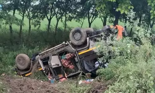 रोडवेज बस और पिकअप की टक्कर, चार की मौत