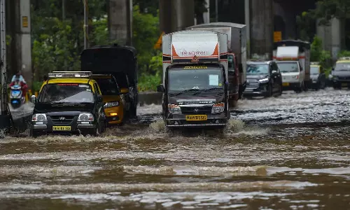 Mumbai : हफ़्ते भर की राहत के बाद फिर भारी बारिश