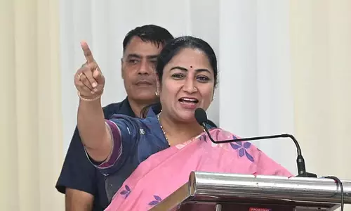 जलभराव समाधान को सीवर योजना पर काम जारी: CM Rekha Gupta