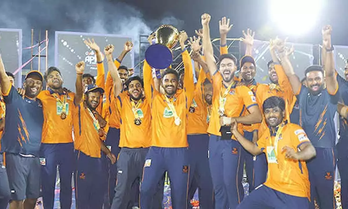 Andhra: तुंगभद्रा वॉरियर्स एपीएल सीज़न 4 के विजेता बने Andhra: तुंगभद्रा वॉरियर्स एपीएल सीज़न 4 के विजेता बने