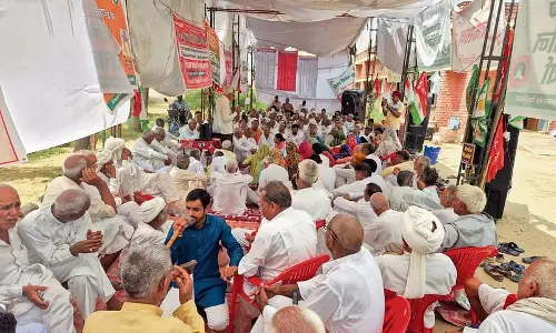 Haryana : फसल बीमा विवाद भूपेंद्र हुड्डा ने जांच और मुआवजे की मांग की Haryana : फसल बीमा विवाद भूपेंद्र हुड्डा ने जांच और मुआवजे की मांग की