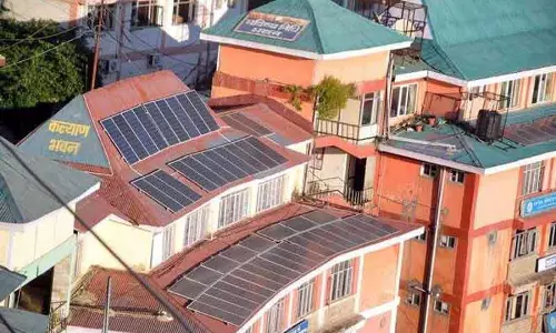 Kullu के उपभोक्ताओं से बिजली और आय के लिए मुफ्त रूफटॉप सौर योजना का लाभ उठाने का आग्रह