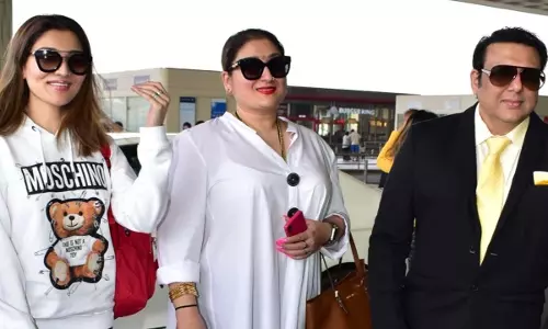 Govinda-Sunita के तलाक की अफवाह पर टीना आहूजा ने दी सफाई! Govinda-Sunita के तलाक की अफवाह पर टीना आहूजा ने दी सफाई!