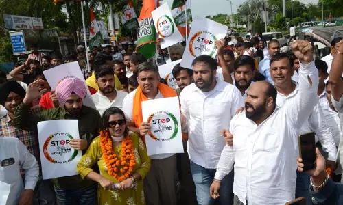 Haryana  युवा कांग्रेस प्रमुख ने वोट चोरी को लेकर भाजपा की आलोचना की