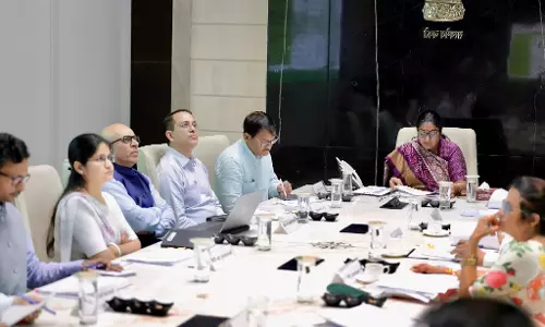 New Delhi: CMDF और MLA-LAD पर सीएम मुख्यमंत्री रेखा गुप्ता की बैठक