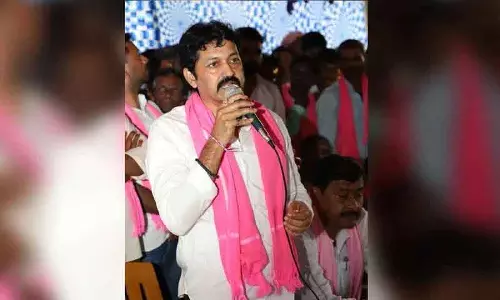 BRS ने कादियाम श्रीहरि पर विश्वासघात का आरोप लगाया, तत्काल अयोग्य ठहराने की मांग की