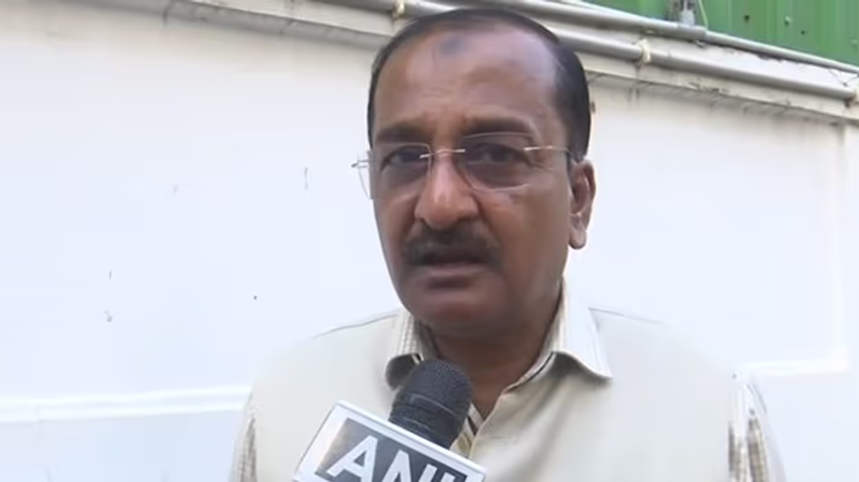 संदिग्ध बांग्लादेशी मिया मुसलमान Assam में 30,000 मस्जिदों पर नियंत्रण रखते हैं संदिग्ध बांग्लादेशी मिया मुसलमान Assam में 30,000 मस्जिदों पर नियंत्रण रखते हैं