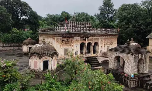 Sujanpur के खामोश खंडहर, किले और मंदिर बचाव की गुहार लगा रहे