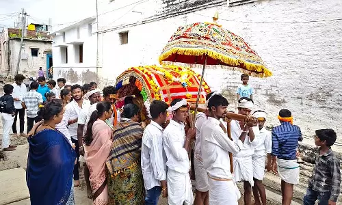 Kembhavi : एक भव्य पालकी जुलूस Kembhavi : एक भव्य पालकी जुलूस
