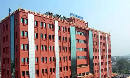SCB को उपकरण आपूर्ति में देरी के लिए उड़ीसा उच्च न्यायालय ने डीएमईटी की खिंचाई की SCB को उपकरण आपूर्ति में देरी के लिए उड़ीसा उच्च न्यायालय ने डीएमईटी की खिंचाई की