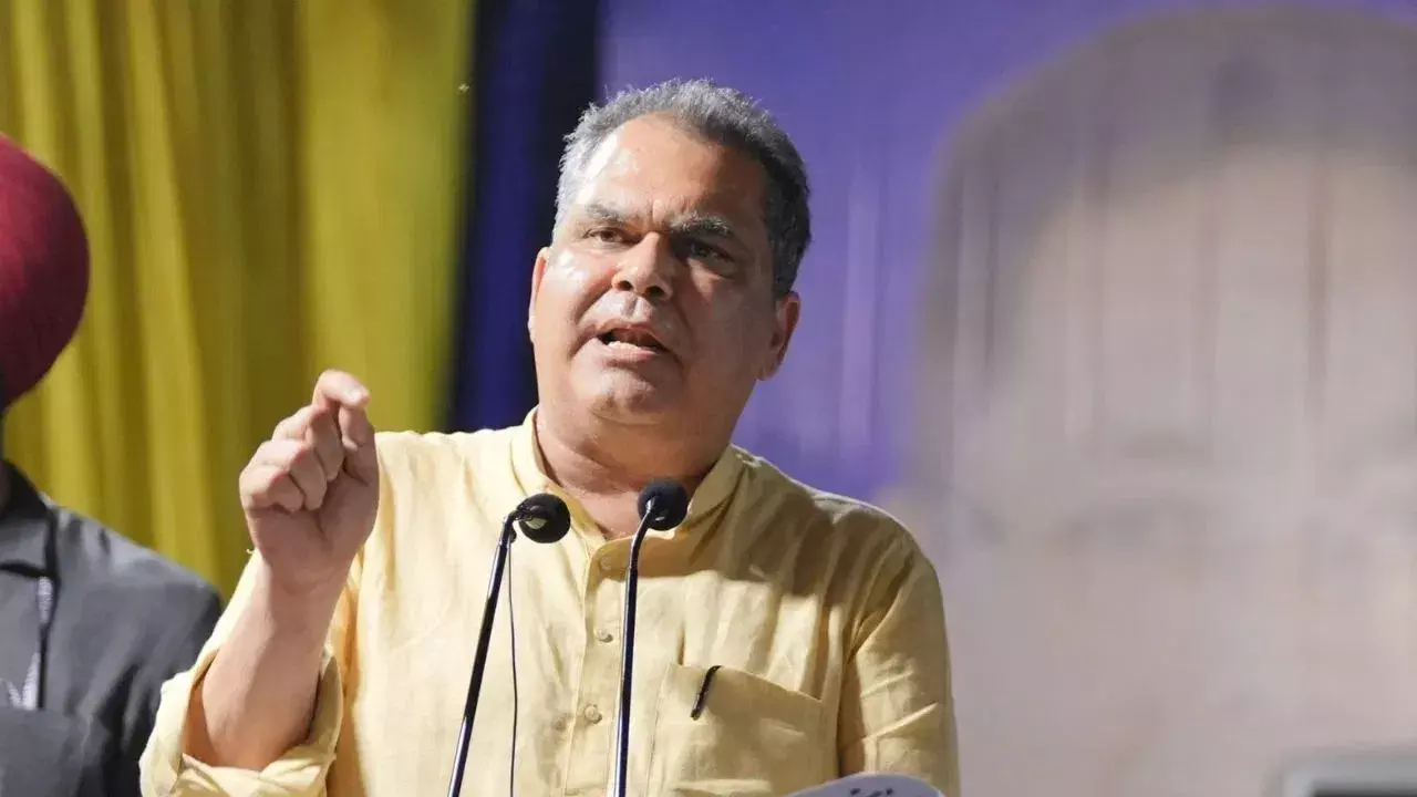 Punjab के मंत्री संजीव अरोड़ा ने मोहाली हाईटेक मेटल क्लस्टर के कामकाज की समीक्षा की Punjab के मंत्री संजीव अरोड़ा ने मोहाली हाईटेक मेटल क्लस्टर के कामकाज की समीक्षा की