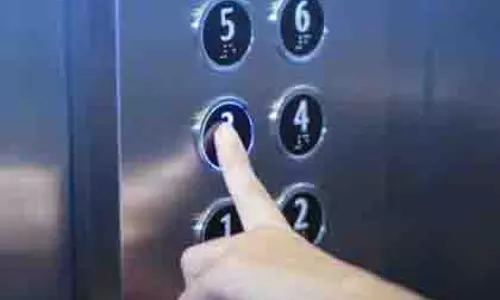 Gujarat: नवसारी में लिफ्ट में फंसकर 5 साल के बच्चे की मौत