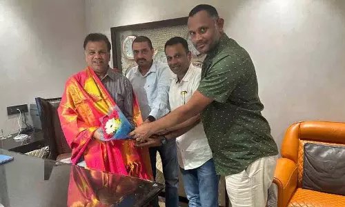 Mahesh Bigala ने बीआरएस एनआरआई दक्षिण अफ्रीका टीम से मुलाकात की Mahesh Bigala ने बीआरएस एनआरआई दक्षिण अफ्रीका टीम से मुलाकात की