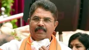 कर्नाटक के LoP आर अशोक ने बानू मुश्ताक द्वारा मैसूर दशहरा के उद्घाटन पर सिद्धारमैया की आलोचना की