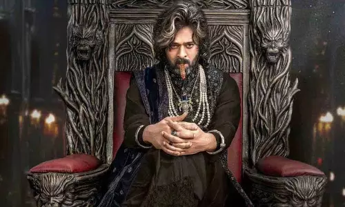 Raja Saab शूटिंग पर वापस आ गए हैं.. प्रभास की टीम अब कहाँ है..?