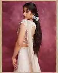 Rashmika Mandana: हर लुक में गजब ढाती हैं रश्मिका मंदाना, देखें ग्लैमरस तस्वीरें Rashmika Mandana: हर लुक में गजब ढाती हैं रश्मिका मंदाना, देखें ग्लैमरस तस्वीरें