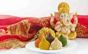 Ganesh Mantra : गणेश चतुर्थी पर इन 20 मंत्रों का जाप करें Ganesh Mantra : गणेश चतुर्थी पर इन 20 मंत्रों का जाप करें
