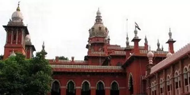फर्जी उत्तराधिकार प्रमाण पत्र मामला: बोनी कपूर मामले में तांबरम तहसीलदार को आदेश मिला फर्जी उत्तराधिकार प्रमाण पत्र मामला: बोनी कपूर मामले में तांबरम तहसीलदार को आदेश मिला
