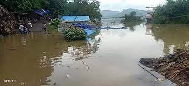 170 गांव बाढ़ में डूबे: ओडिशा में 2 दिन तक भारी बारिश की चेतावनी 170 गांव बाढ़ में डूबे: ओडिशा में 2 दिन तक भारी बारिश की चेतावनी