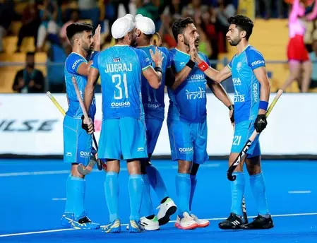 हॉकी एशिया कप : प्रशसंको के लिए खुशखबरी, हॉकी इंडिया ने मुफ्त टिकटों की घोषणा की हॉकी एशिया कप : प्रशसंको के लिए खुशखबरी, हॉकी इंडिया ने मुफ्त टिकटों की घोषणा की