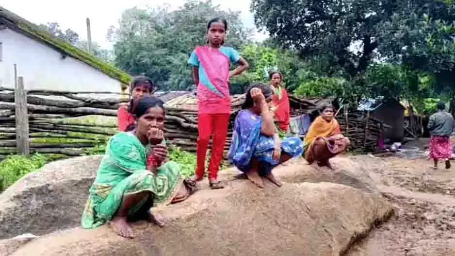Odisha: ग्रामीण मौतों पर जांच, दस्त की आशंका खारिज Odisha: ग्रामीण मौतों पर जांच, दस्त की आशंका खारिज