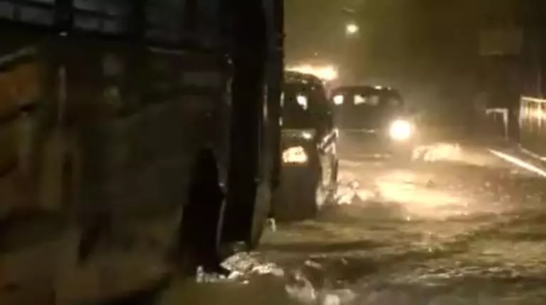 Mumbai weather: आईएमडी ने गणेश चतुर्थी उत्सव पर बारिश की भविष्यवाणी की Mumbai weather: आईएमडी ने गणेश चतुर्थी उत्सव पर बारिश की भविष्यवाणी की