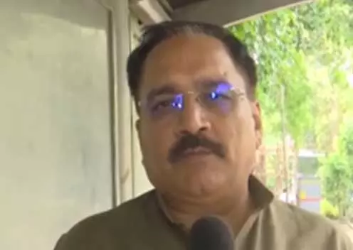 BJP नेता वीरेंद्र सचदेवा ने सौरभ भारद्वाज के खिलाफ ईडी की छापेमारी का किया स्वागत BJP नेता वीरेंद्र सचदेवा ने सौरभ भारद्वाज के खिलाफ ईडी की छापेमारी का किया स्वागत
