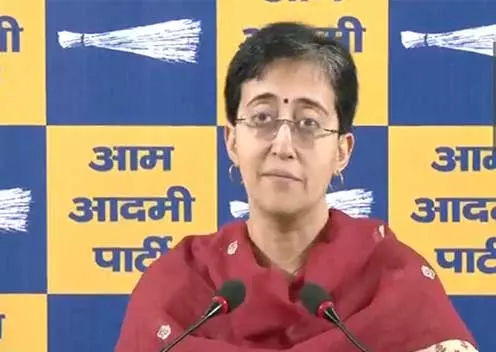आतिशी ने AAP नेता सौरभ भारद्वाज पर ईडी के छापों की आलोचना की आतिशी ने AAP नेता सौरभ भारद्वाज पर ईडी के छापों की आलोचना की