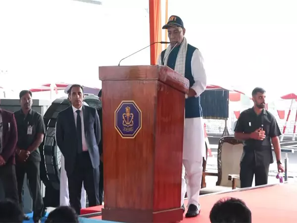 युद्ध की रणनीति तेजी से विकसित हो रही है, नए खतरों का पूर्वानुमान लगाने की जरूरत है: Rajnath Singh युद्ध की रणनीति तेजी से विकसित हो रही है, नए खतरों का पूर्वानुमान लगाने की जरूरत है: Rajnath Singh