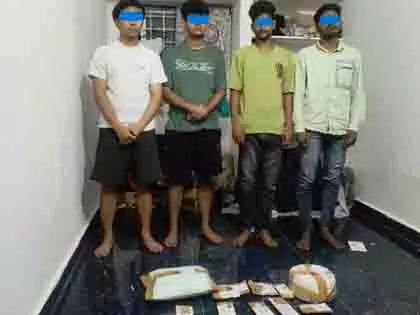 Hyderabad: महिंद्रा विश्वविद्यालय में ड्रग रैकेट पकड़ा गया Hyderabad: महिंद्रा विश्वविद्यालय में ड्रग रैकेट पकड़ा गया