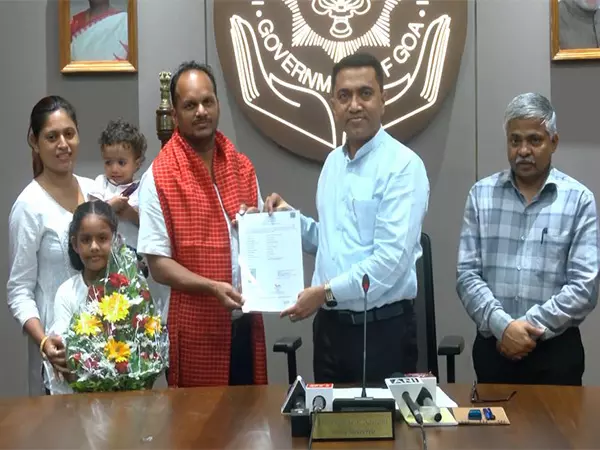 पाकिस्तान में जन्मे ईसाई व्यक्ति CAA के तहत नागरिकता पाने वाले तीसरे व्यक्ति बने पाकिस्तान में जन्मे ईसाई व्यक्ति CAA के तहत नागरिकता पाने वाले तीसरे व्यक्ति बने