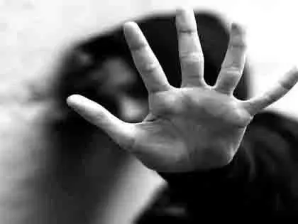 Nagpur : नौकरी का लालच देकर महिला से बलात्कार और लूट Nagpur : नौकरी का लालच देकर महिला से बलात्कार और लूट