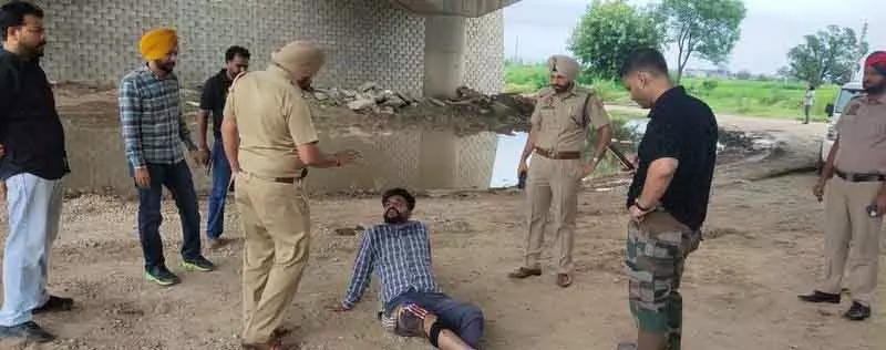 Kharar में गोलीबारी के बाद वांछित अपराधी गिरफ्तार Kharar में गोलीबारी के बाद वांछित अपराधी गिरफ्तार
