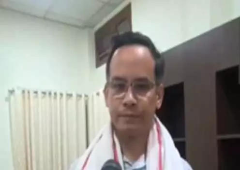 गौरव गोगोई ने घुसपैठ को लेकर CM हिमंत सरमा पर निशाना साधा गौरव गोगोई ने घुसपैठ को लेकर CM हिमंत सरमा पर निशाना साधा