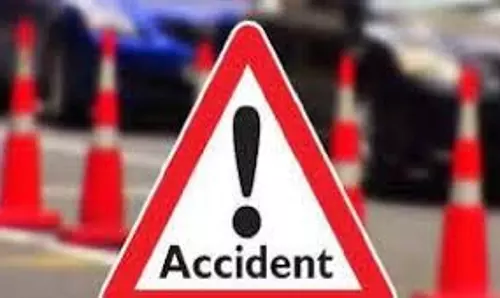 Haryana : दो बसों के बीच टक्कर, हादसे के बाद मची चीख-पुकार Haryana : दो बसों के बीच टक्कर, हादसे के बाद मची चीख-पुकार