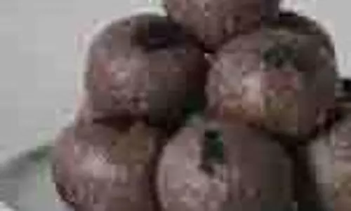 Laddu For Hair: बालों का झड़ना रोक देगी ये मिठाई, तुरंत नोट कर लें रेसिपी Laddu For Hair: बालों का झड़ना रोक देगी ये मिठाई, तुरंत नोट कर लें रेसिपी