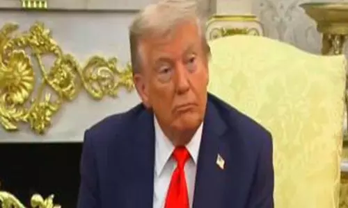 Trump claims: रोके 7 युद्ध, भारत-पाक परमाणु संघर्ष कुछ हफ्ते दूर Trump claims: रोके 7 युद्ध, भारत-पाक परमाणु संघर्ष कुछ हफ्ते दूर
