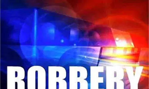 Haryana:दिनदहाड़े युवक कर गया बड़ा कांड, पुलिस कर रही मामले की जांच Haryana:दिनदहाड़े युवक कर गया बड़ा कांड, पुलिस कर रही मामले की जांच