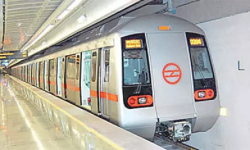 Mumbai : ठाणे के आनंद नगर में मेट्रो के रैक पहुंचे, सितंबर तक लाइन 4 और 4ए पर परीक्षण