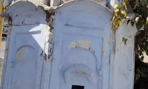 Firozpur के अंतिम शासक दंपत्ति की समाधियां उपेक्षित पड़ी हैं