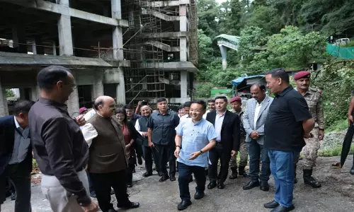 Sikkim CM प्रेम सिंह तमांग ने गंगटोक में राज्य पुस्तकालय निर्माण का निरीक्षण किया Sikkim CM प्रेम सिंह तमांग ने गंगटोक में राज्य पुस्तकालय निर्माण का निरीक्षण किया