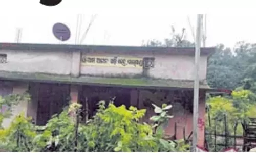 बारिश ने आंगनवाड़ी केंद्रों की बदहाली उजागर की बारिश ने आंगनवाड़ी केंद्रों की बदहाली उजागर की
