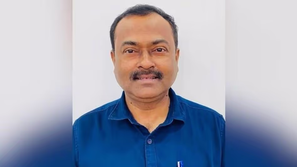 Assam : डॉ. देवजीत चौधरी ने जीएमसीएच अधीक्षक का कार्यभार संभाला Assam : डॉ. देवजीत चौधरी ने जीएमसीएच अधीक्षक का कार्यभार संभाला